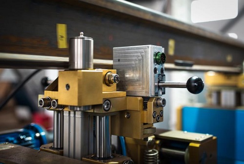 钢轨轨梁涡流探伤仪系列